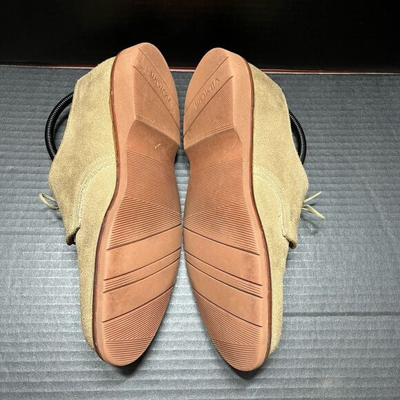 L.L. Bean Men\'s Sz 9C Suede Oxford Causal Shoes Beige Lace Up Low Heel Academia